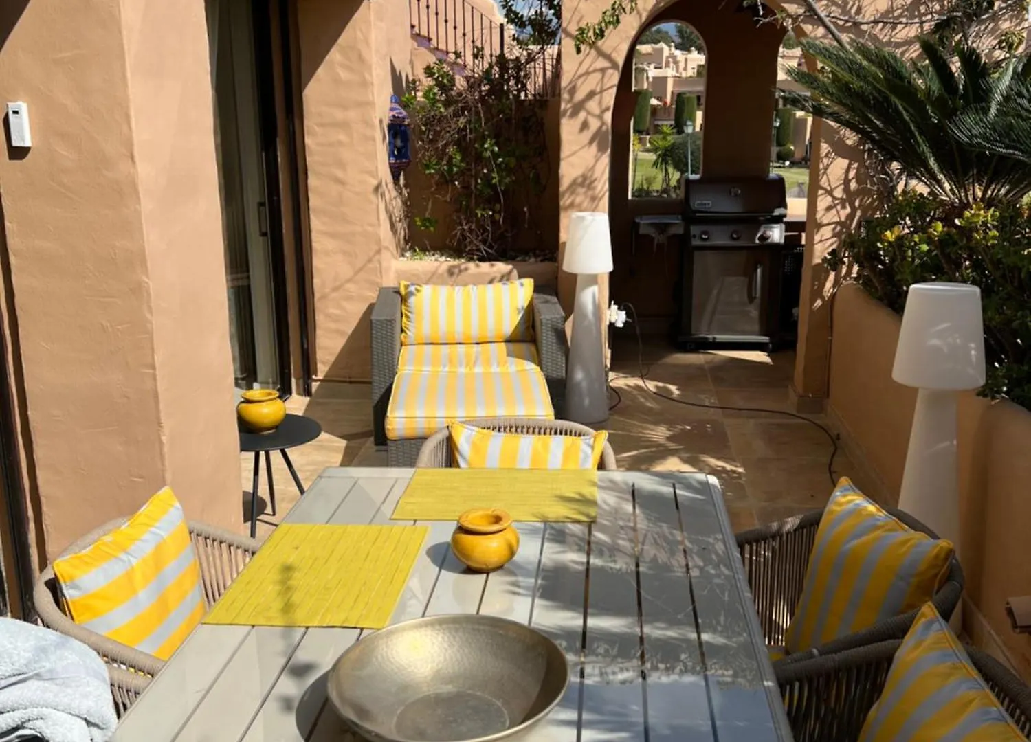 Marbella Luxueux Duplex 3 Ch.- 3 Bains - 155 M² + 100 M² Terrasses Lägenhet Estepona